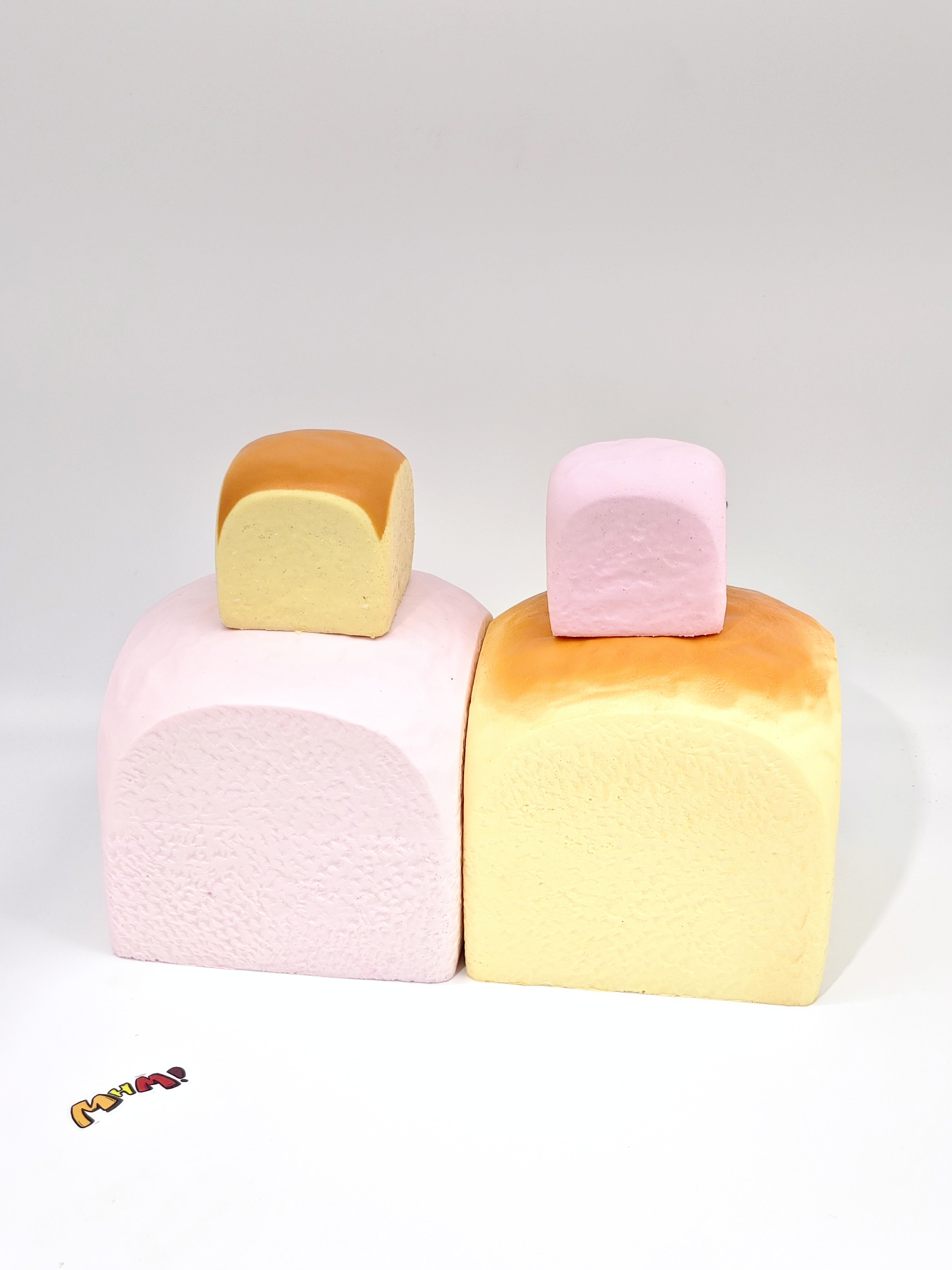 The "Parent & Child" Bread Duo 🍞🍞 Jumbo & Mini Hawaiian Roll Squishy Set