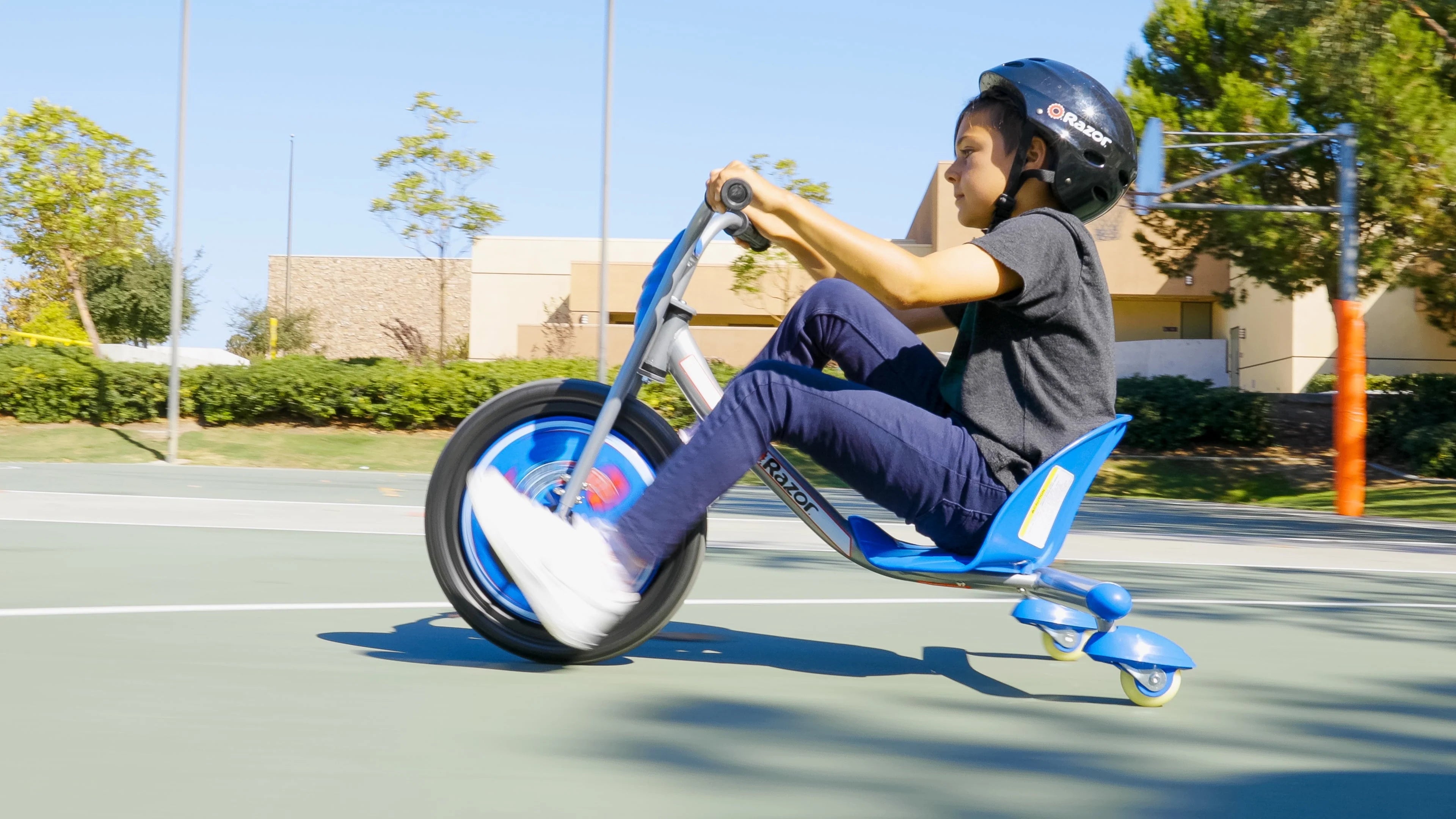 Razor Riprider 360 Drift Trike - Blue, 16" Front Wheel, 3 - Wheeled Drifting Ride - on, Tricycle with Rear Casters for Kids Ages 5 and up, Unisex