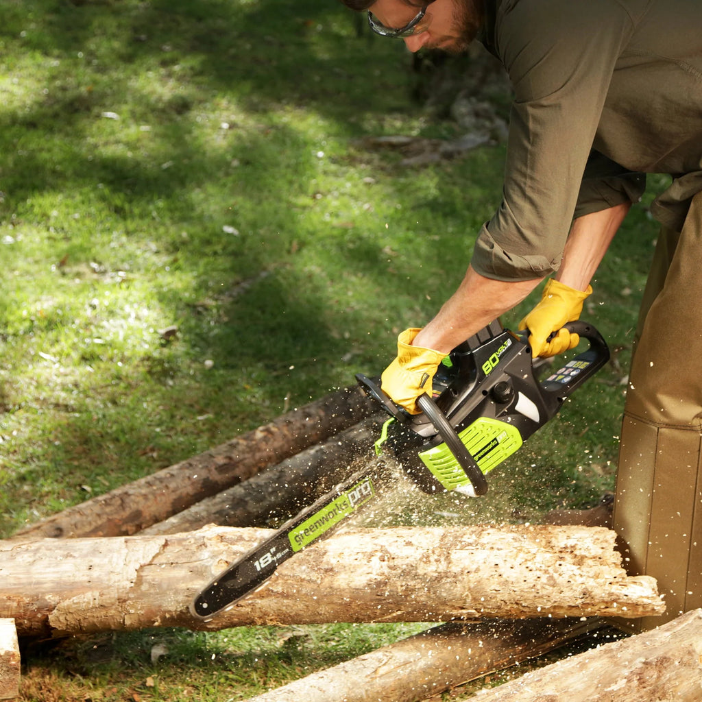 Greenworks Pro 80V 18" Chainsaw W/ 2ah Battery and Charger 2000002