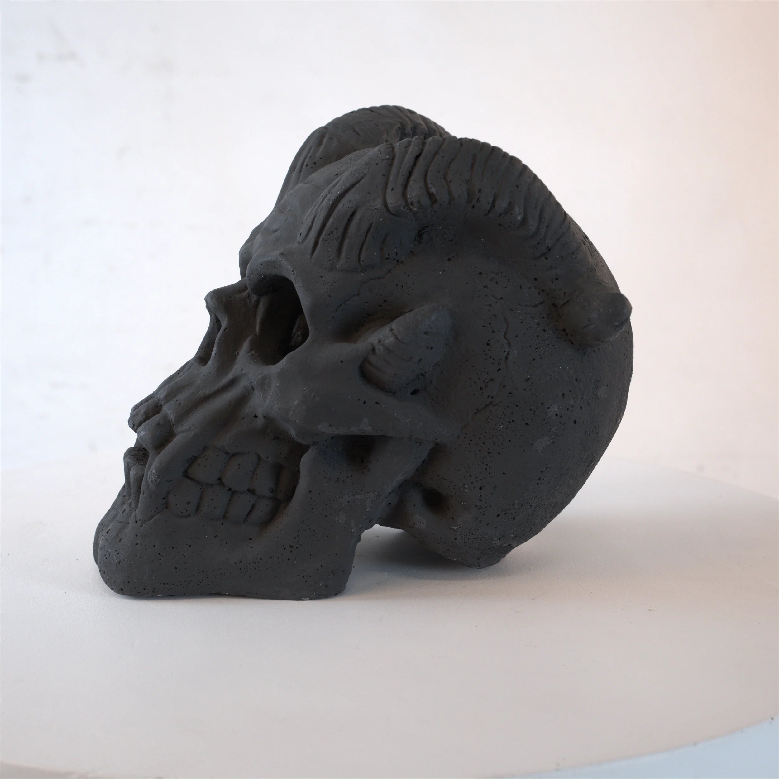 AECOJOY Refractory Materials Fireproof Imitated Human Fire Pit Skulls Gas Log, Halloween Decor, BBQ