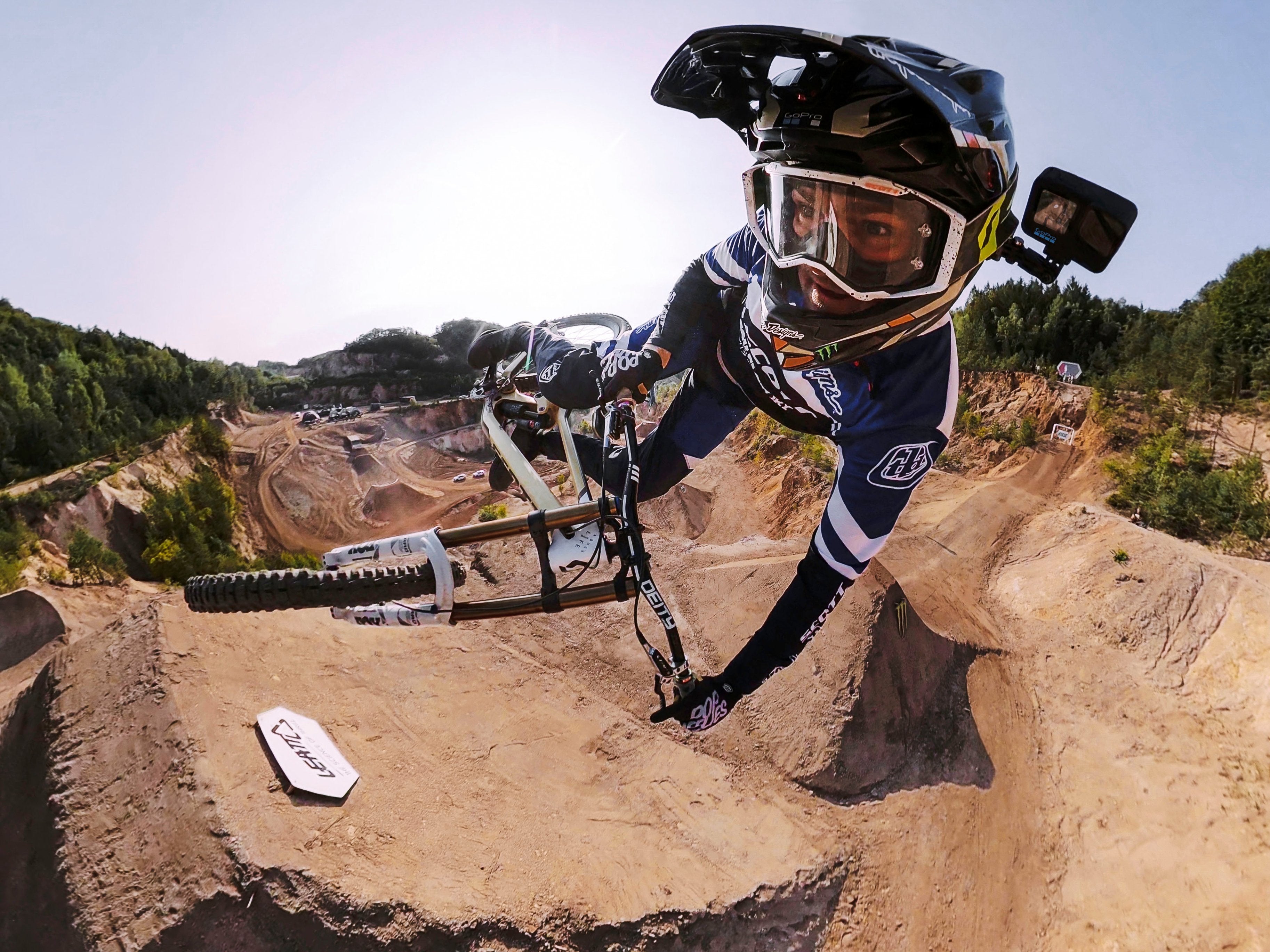 GoPro - HERO10 Black Action Camera - Black