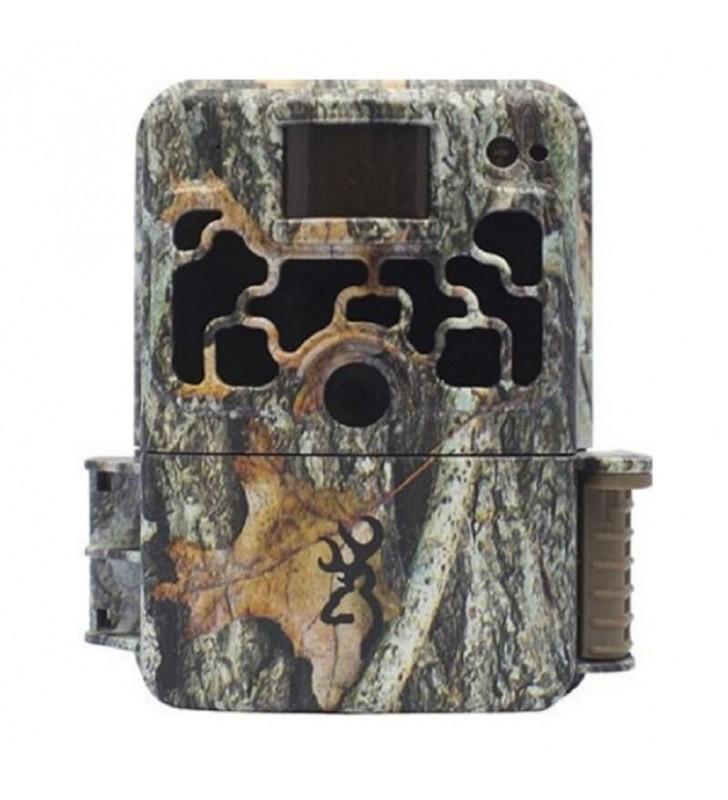 Browning Dark Ops Extreme Trail Camera Bundle, 16MP, HD Video, Camouflage, 6-Pack with 16GB SD Cards