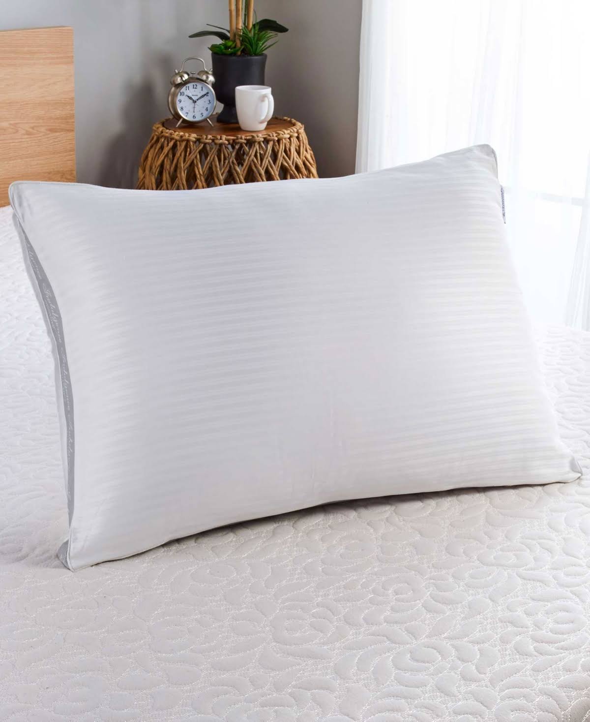 Indulgence by Isotonic Side Sleeper Synthetic Down Standard/Queen Pillow