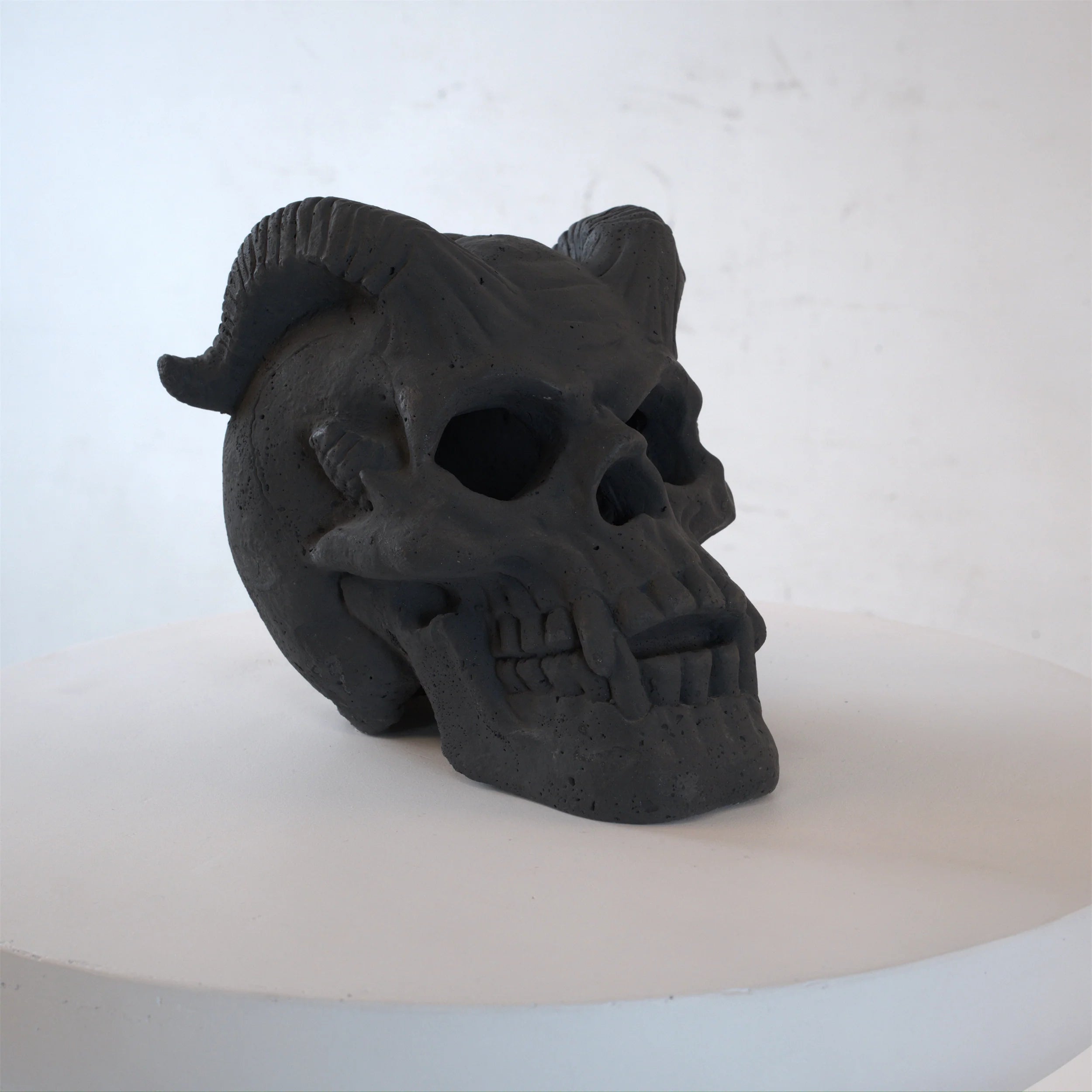 AECOJOY Refractory Materials Fireproof Imitated Human Fire Pit Skulls Gas Log, Halloween Decor, BBQ