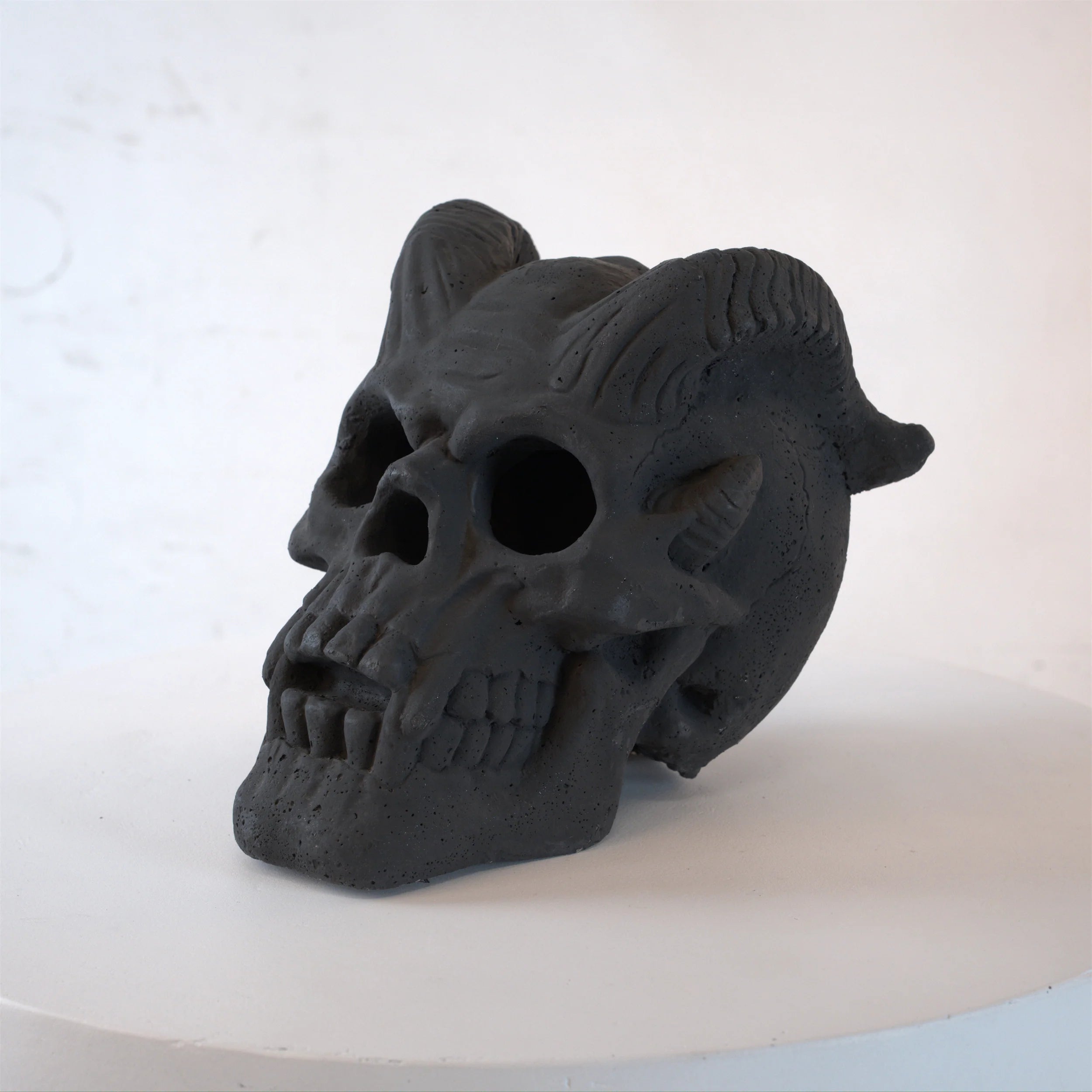 AECOJOY Refractory Materials Fireproof Imitated Human Fire Pit Skulls Gas Log, Halloween Decor, BBQ